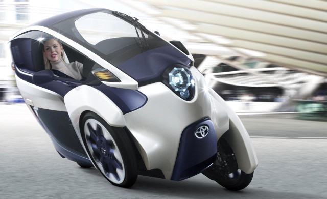 3 Tekerlekli Elektrikli Araç, İlginç Tasarımıyla Trafik Sorununu Çözecek
