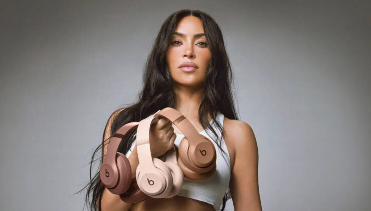 Apple ve Kim Kardashian, özel bir Beats kulaklık için bir ortaya geldi