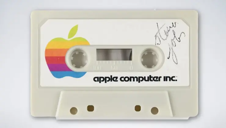 Steve Jobs imzalı eserler açık artırmada satışa çıktı!