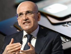 Bakan Mehmet Şimşek, 750 TL kredi kartı vergisiyle ilgili sessizliğini bozdu!