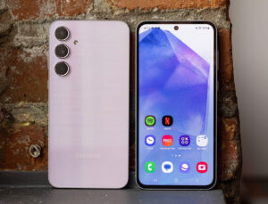 Samsung’un altı yıl güncelleme alacak yeni telefonu ortaya çıktı!