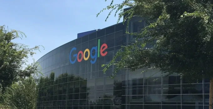 Google Yapay Zekası SCP Foundation Kurgularını Gerçek Sanıyor