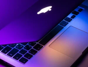 MacBook Pro Kullanıcıları Üzgün: M6 Erteleniyor mu?